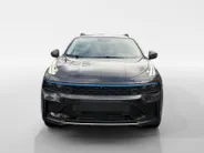 Lynk & Co 01 1.5 Apple Carplay/Android Auto , stoelverwarming , panoramadak , navigatiesysteem full map , camera 360 , elektrisch verstelb. bestuurdersstoel met geheugen , elektrisch bedienbare achterklep ,                                               lichtmetalen ve