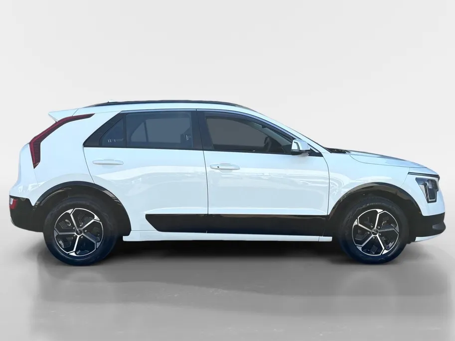Kia Niro 1.6 GDi Hybrid DynamicLine | Trekhaak | Climate control | Achteruitrijcamera | Adaptieve cruise control | Verbruik 1 op 20!