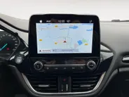 Ford Fiesta 1.0 EcoBoost Titanium Automaat | NL auto | Dealer onderhouden | Trekhaak | Winter Pack | Parkeersensoren voor en achter | Achteruitrijcamera | Cruise control | Apple carplay & Android auto | 16' lichtmetalen velgen | Bovag garantie |