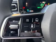 Renault 5 comfort range techno 52 kWh nu op voorraad met 1600,- korting , Pack Advanced Driving Assist , pack winter , Pack Harman Kardon premium sound , Apple Carplay/Android Auto , stoel en stuurverwarming , camera .