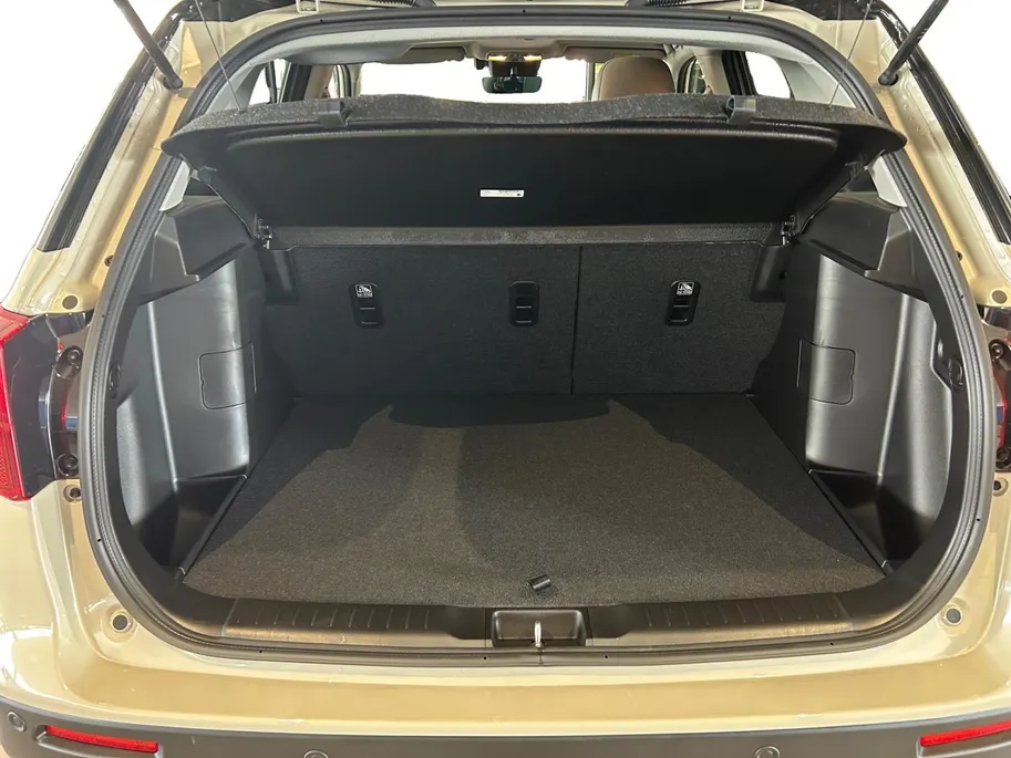 Suzuki Vitara 1.4 Boosterjet Style Smart Hybrid | €2000.- korting | Navigatie | Achteruit rij camera | Stoelverwarming | 10 Jaar Fabr Garantie |