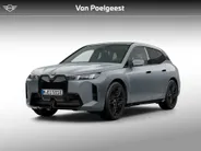 BMW iX xDrive45 101 kWh