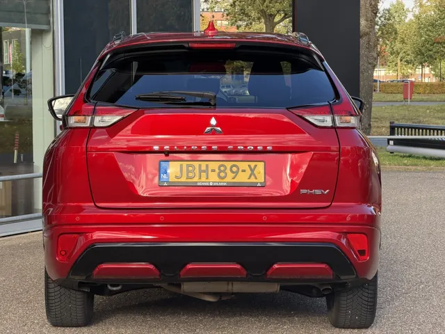 Mitsubishi Eclipse Cross 2.4 PHEV Intense+ | 360 Camera | Dodehoek | Navigatie |