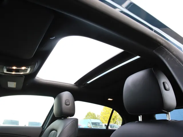Mercedes-Benz A-Klasse 200 Luxury Line AUTOMAAT | LEER | CLIMA | PANO | NAVI