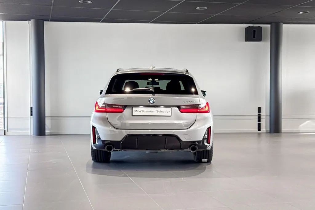 BMW 3 Serie Touring 330e