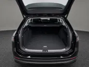 Volkswagen Passat Variant 1.5 eTSI 150pk DSG Business · Camera · Keyless · Apple/Android Car Play · Elek. Voorstoel · Elek. Achterklep · 17'' Inch · Garantie t/m 28-03-2028 of 100.000km