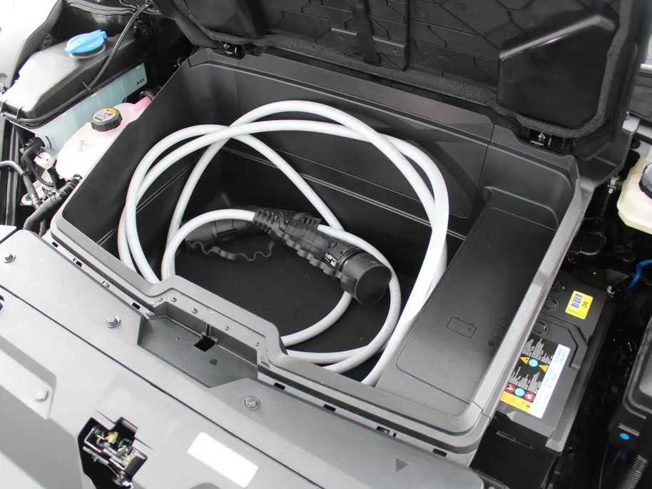 Kia EV6 Light Edition 63 kWh | Stuur-/stoelverwarming | Camera | 19' LM | LED | Cruise adapt. | Clima | Draadloze telefoonlader | 17% bijtelling |