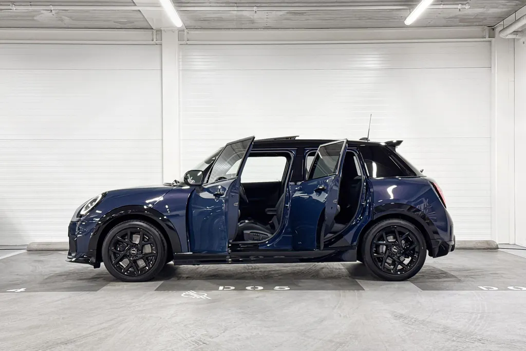 MINI Cooper 5-deurs Cooper S John Cooper Works XL
