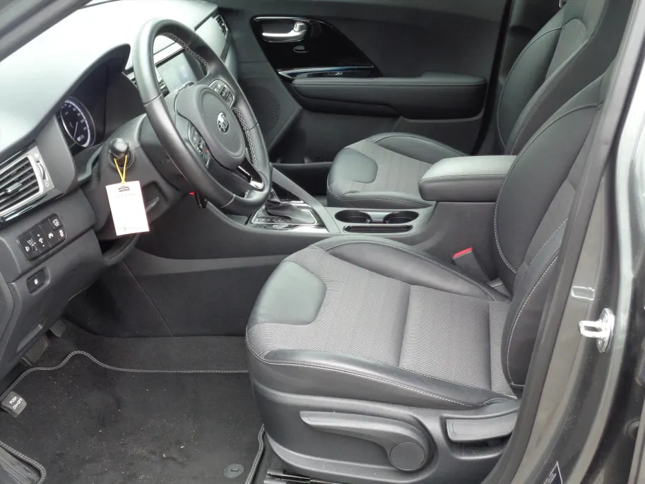 Kia Niro 1.6 GDi Hybrid DCT6 DynamicLine | Navi | Camera | Trekhaak | Cruise |