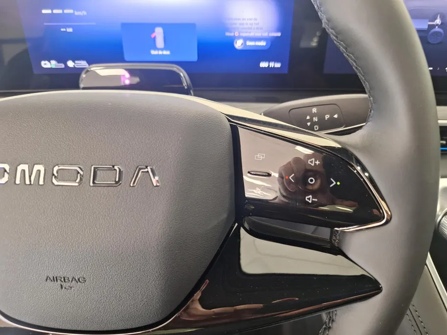 Omoda 9 9 PHEV Premium Panoramadak - 1100KM Bereik
