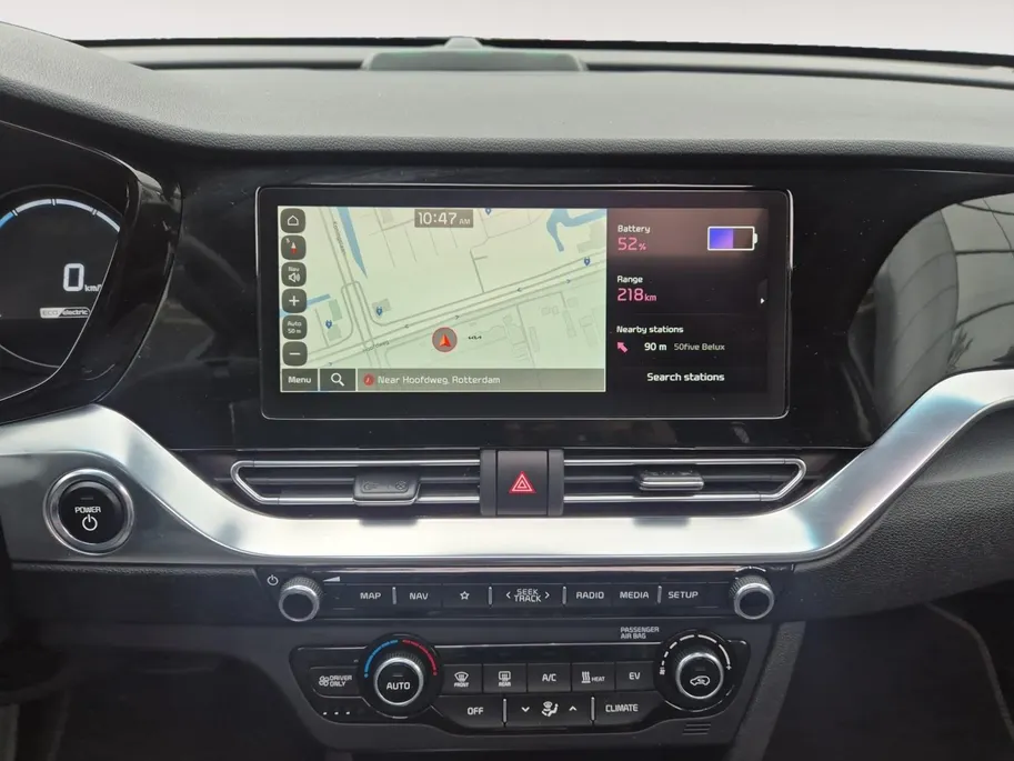 Kia e-Niro DynamicPlusLine 64 kWh | Airco | Navi | Camera | Privacy Glass | Trekhaak | Stoelverwarming | Stuurverwarming