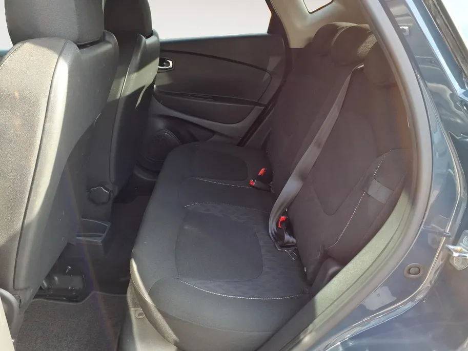 Renault Captur 0.9 TCe Limited Airco | Naviagtie | Trekhaak | Dealeronderhouden | 1 jaar garantie
