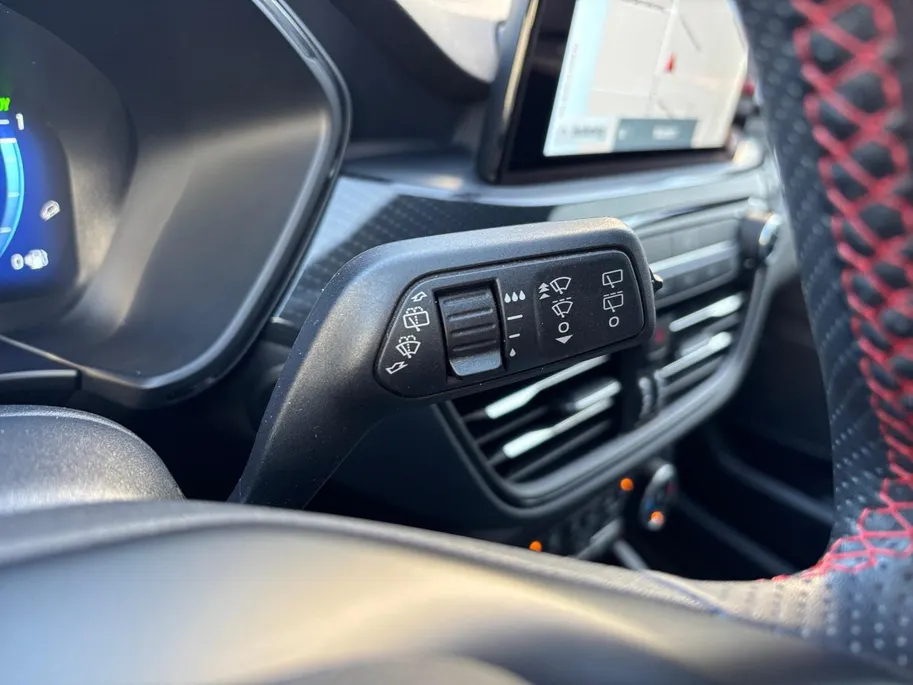 Ford Kuga 2.5 PHEV ST-Line | Winter Pack | Elektr. Achterklep | Dodehoek detectie | Head Up display | Adapt. Cruise Control | 12 maanden garantie! |