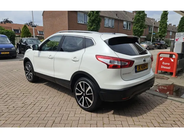 Nissan QASHQAI 1.2 115pk DIG-T Tekna