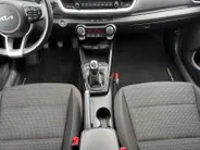 Kia Stonic 1.0 T-GDi MHEV DynamicPlusLine | *1e EIGENAAR | *LAGE KM- STAND | APPLE CARPLAY/ ANDROID AUTO | CAMERA | NAVI | KEYLESS | CLIMA | DEALER ONDERH. | ORIGINEEL NL  |