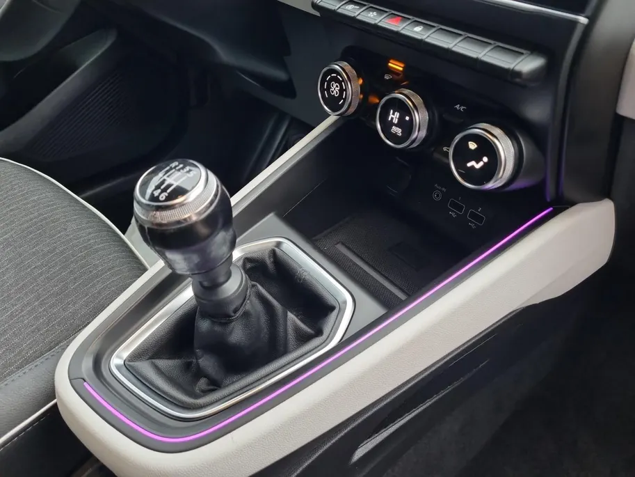 Renault Clio 1.0 TCe 90 Techno | Parkeersensoren | LMV | Cruise & Climate Control | Apple Carplay & Android Auto | 12 Maanden BOVAG Garantie