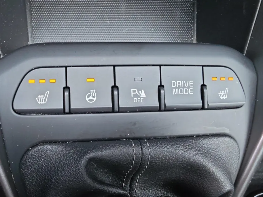 Kia Stonic 1.0 T-GDi MHEV GT-Line | Keyless | Navigatie | Climate control | Cruise control | Parkeer camera achter