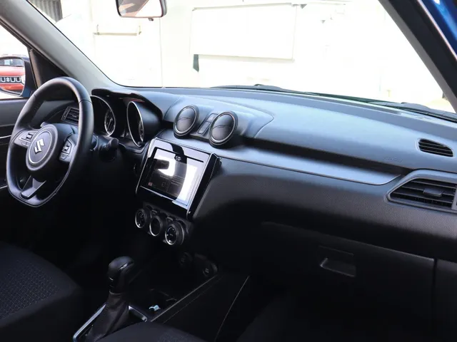 Suzuki Swift 1.2 Style Hybrid Automaat | Carplay | Keyless | AdaptiveCruise | AllSeasons