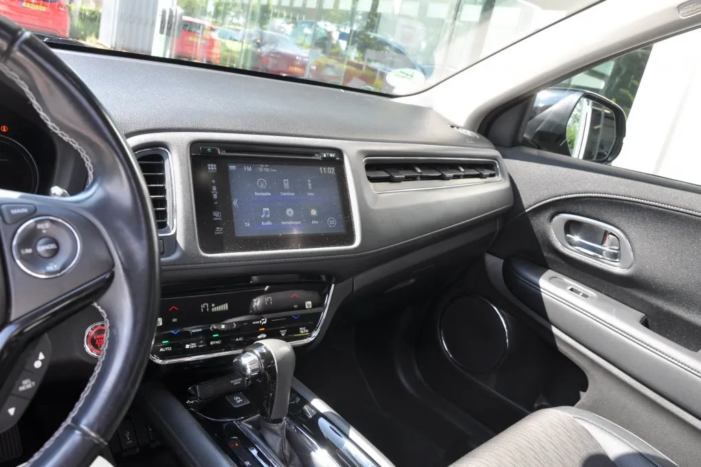 Honda HR-V 1.5 i-VTEC Executive Panorama Trekhaak