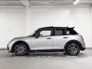 MINI Cooper 5-deurs Cooper S John Cooper Works pakket