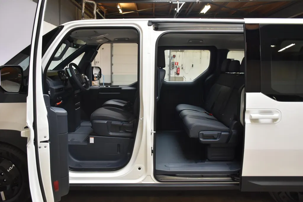 Kia PV5 Passenger 51.5 kWh Essential