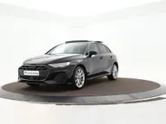 Audi A3 Sportback 45 TFSIe 272pk S-tronic S edition Competition · Panoramadak · Sonos Audio · Camera · Head-Up · Apple/Android Car Play · 18'' Inch · Garantie t/m 28-09-2030 of 100.000km