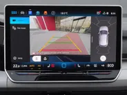 Volkswagen Golf 1.5 eHybrid 204pk DSG Life Edition · Camera · Keyless · Apple/Android Car Play · Stoelverwarming · Apple/Android Car Play · Garantie t/m 17-05-2030 of 100.000km
