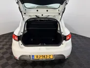 Renault Clio 90PK TCe GT-line | Lichtmetalen Velgen | Panoramadak | Parkeersensoren | Climate Control | Sportstoelen | Cruise Control | Full LED | Navi | Bluetooth | Armsteun | Keyless Entry |