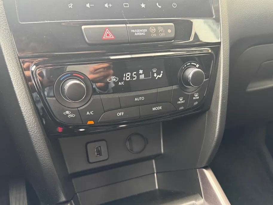 Suzuki Vitara 1.4 Boosterjet Smart Hybrid Select | Cruise/ Climate control | Navigatie | Stoelverwarming | Camera |