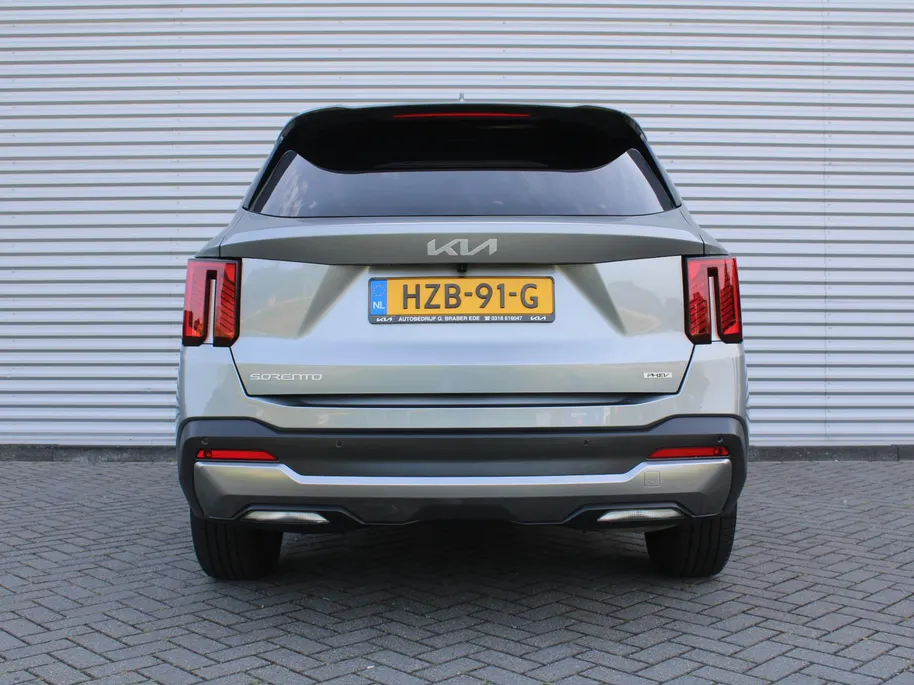 Kia Sorento 1.6 T-GDi Plug-in Hybrid 4WD ExecutiveLine 7p | Stuur-/stoelverwarming + ventilatie | Schuifdak | Leer | 360 Camera | Elek. stoelverst. | HUD | LED | 19' LM |