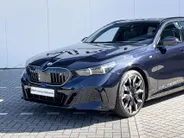 BMW i5 Touring eDrive40