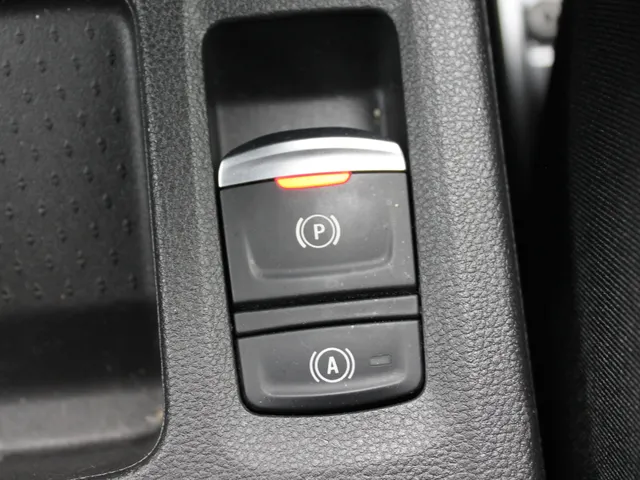 Renault Captur 1.6 E-Tech full hybrid 145 PK Esprit Alpine | 360 Camera | Harmon Kardon akoestiek | best. stoel voor elektrisch bedienbaar | Pack winter |