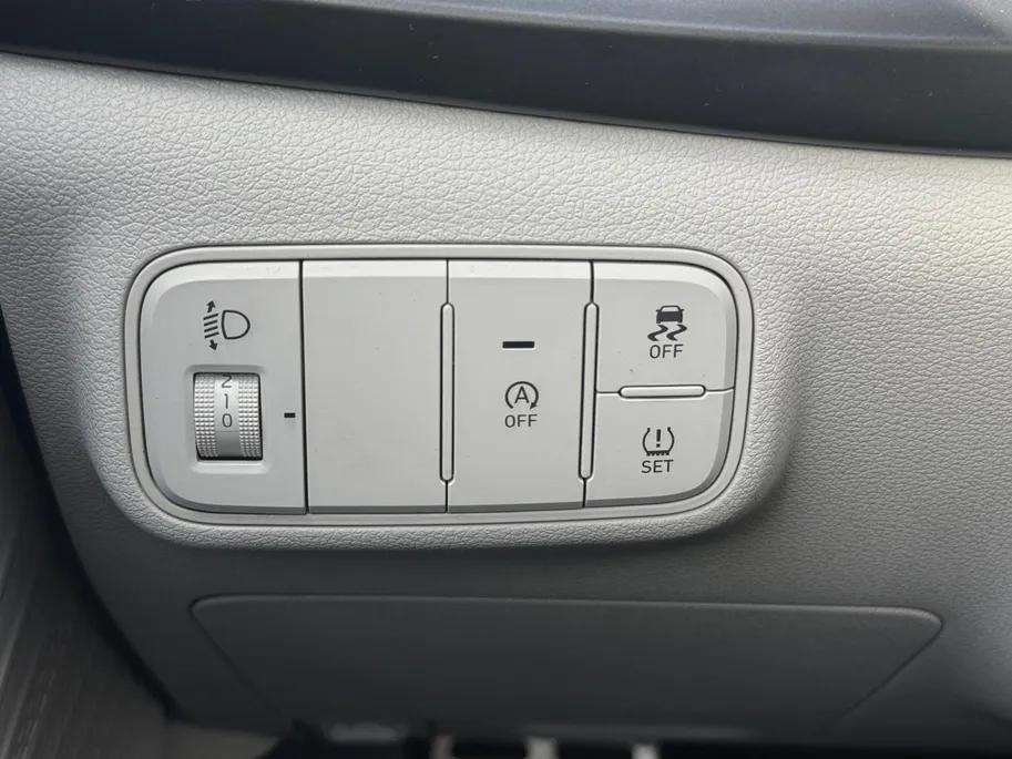 Hyundai Bayon 1.0 T-GDI Comfort | Automaat| Navigatie| Apple Carplay en Android Auto| Climate Control| Adaptieve Cruise Control| Keyless starten| Licht metalen velgen| Zeer nette auto!