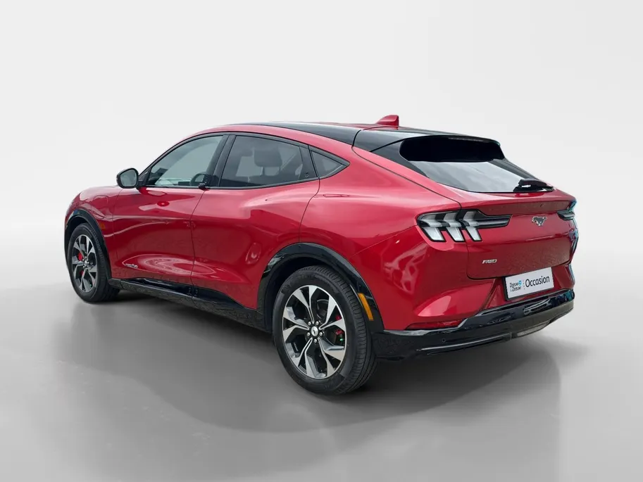 Ford Mustang Mach-E AWD 75 kWh | Dealer onderhouden! | Achteruitrijcamera | Dodehoek detectie | Premium Sound | Lederen bekleding | Memory Seats | Verlengde Fabrieksgarantie! |