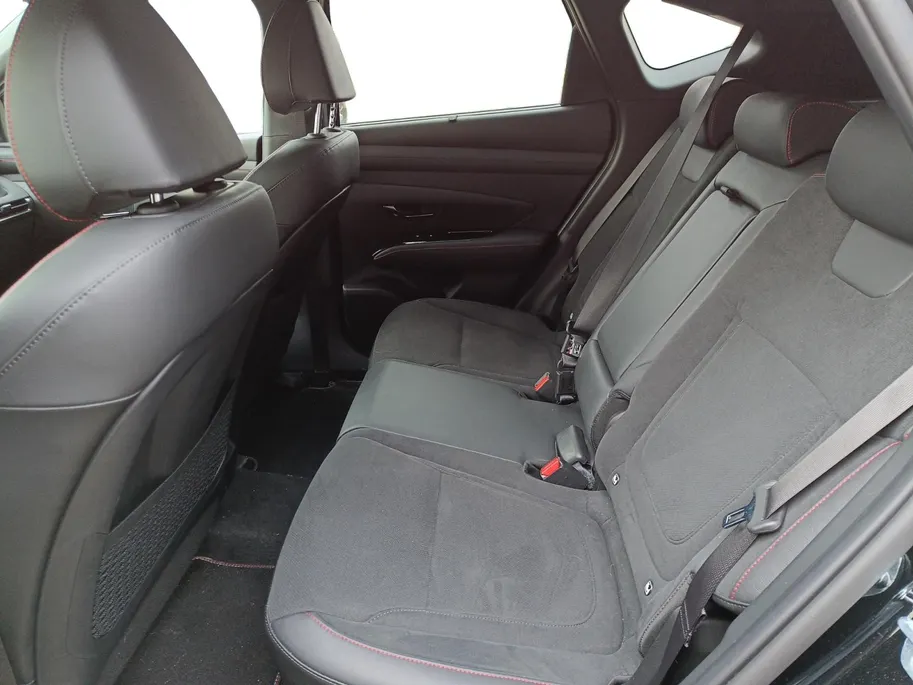 Hyundai Tucson 1.6 T-GDI PHEV N Line | All weather banden | Rondom camera | electrische stoelverstelling | |