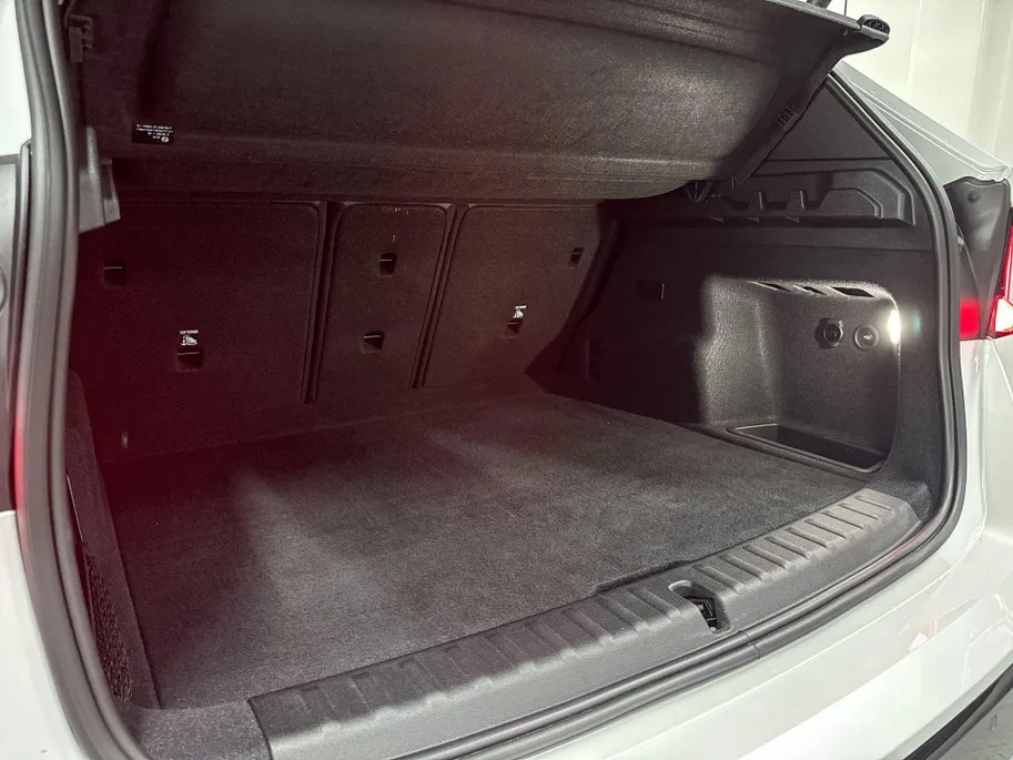 BMW iX1 xDrive30 Launch Edition