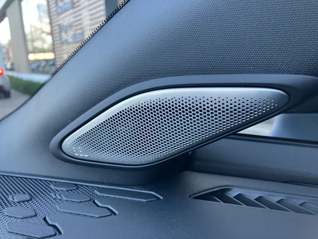 Toyota C-HR 2.0 PHEV 220 GR SPORT | JBL | Headup ( nieuw uit voorraad)