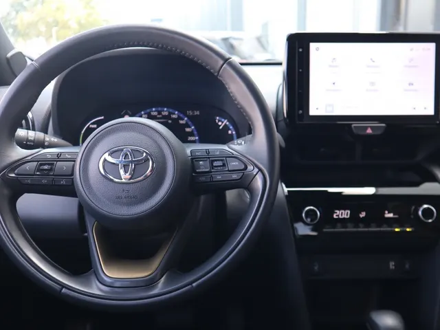 Toyota Yaris Cross 1.5 Hybrid Explore | Stoelverwarming | Parkeersensoren