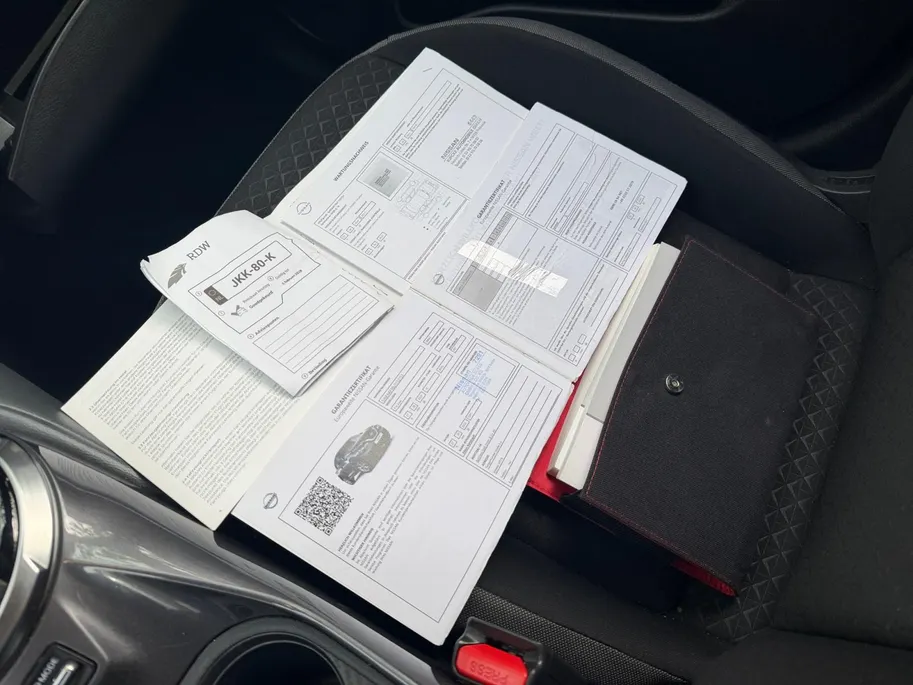 Nissan Juke 1.0 DIG-T N-Connecta AUTOMAAT | 12 MAANDEN GARANTIE | STOELVERWARMING | NAVIGATIE | CLIMATE CONTROL