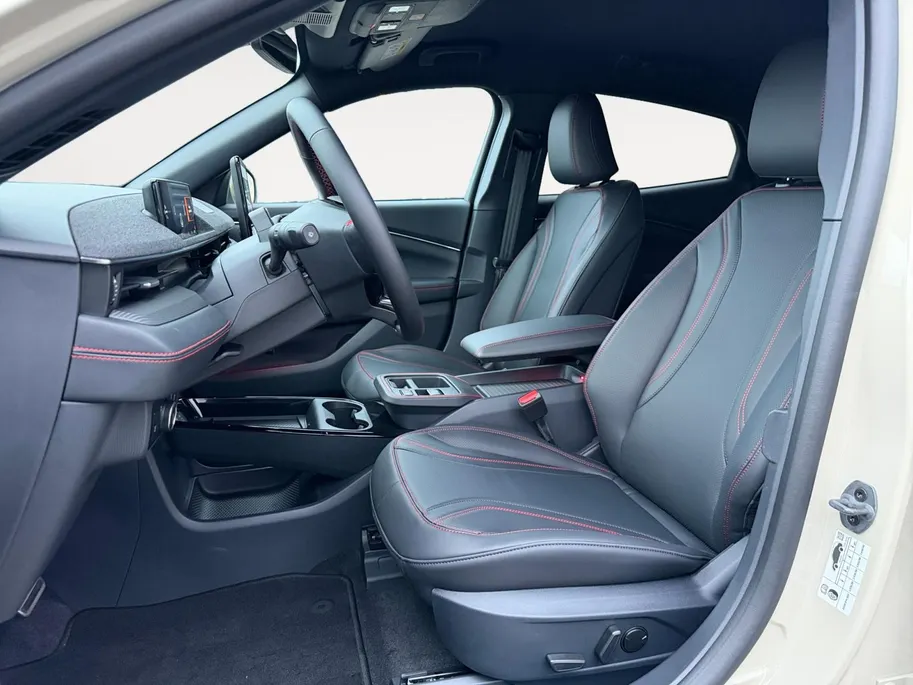Ford Mustang Mach-E Extended Premium RWD 88 kWh | Te Bestellen | Actiekorting tot €5000,- | Private Lease Vanaf €754,- P/M | Ford Options 2,99% Rente | 600 KM WLTP |