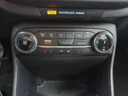Ford Fiesta 1.0 EcoBoost Titanium | Android Auto/ Apple Carplay | Winterpakket | Parkeersensoren achter | Led koplampen | 12 maanden garantie