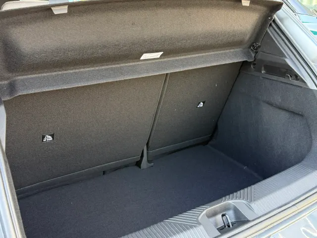 Nissan Micra 52 kWh Evolve NIEUW | 416km WLTP | Navigatie | H&K audio | App Connect | Pro Pilot | Keyless