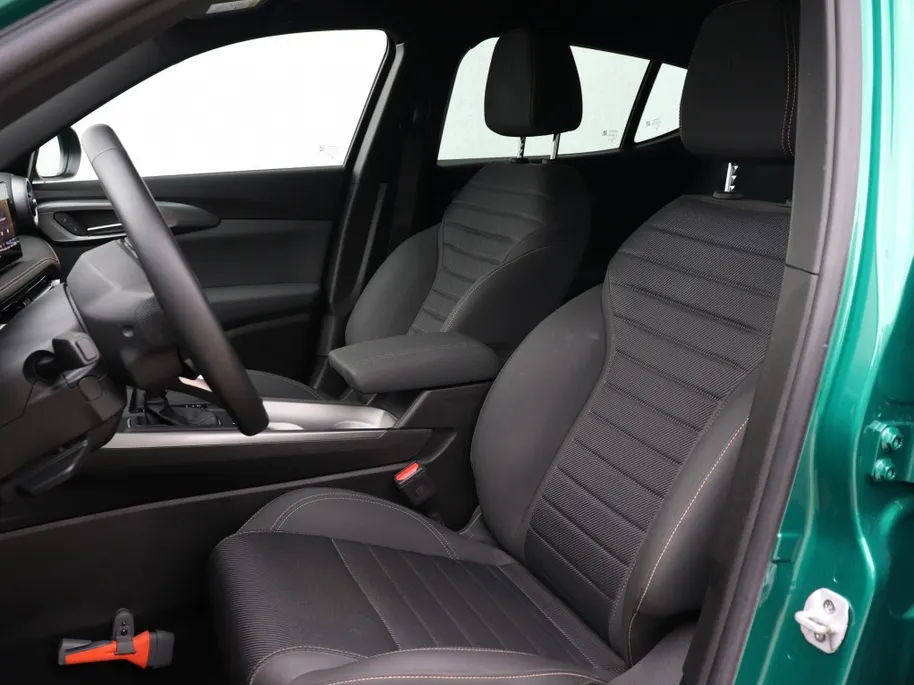Alfa Romeo Tonale 1.3T PHEV 280 PK Edizione Speciale | Winter | Carplay | Camera | 20′