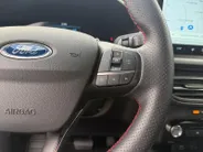 Ford Kuga 2.5 PHEV ST-Line | NL auto | Automaat | Winter pack | Adapt. Cruise control | BLIS | 360 graden camera | Draadloos opladen mobiel | Fabrieksgarantie tot 01-2028 |