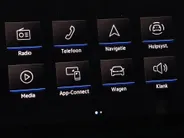 Volkswagen T-Roc 1.5 TSI 150pk DSG R-Line Business · Camera · Apple/Android Car Play · Stoelverwarming · Parkeerassistent · ACC · Draadloze Telefoonlader · Garantie t/m 12-04-2027 of 100.000