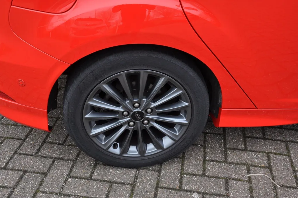 Ford Focus FOCUS1.0 Ecoboost ST Line Onbekend