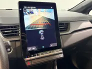 Renault Captur 160PK E-Tech Full Hybrid Techno Automaat | Camera | Parkeersensoren | Adaptive Cruise Control | Climate Control | Apple CarPlay/Android Auto | Full LED | Licht & Regen Sensor | Lichtmetalen Velgen |