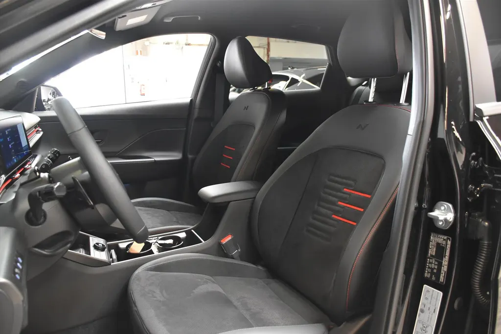 Hyundai Kona 1.6 GDI HEV 138pk DCT N-Line / Voorraad deal