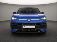 Volkswagen T-Roc 1.5 eTsi R-Line First Edition 150 pk 7 versn. DSG · Achteruitrijcamera · Electrische achterklep · Trekhaak