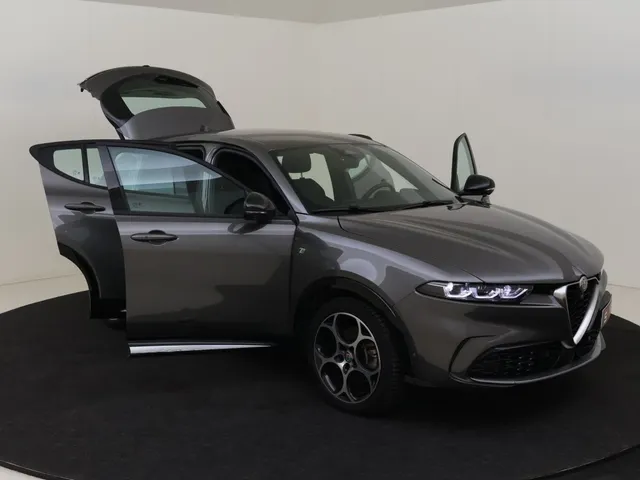 Alfa Romeo Tonale 1.5T Hybrid 160PK Ti | Technologiepakket | winterpakket